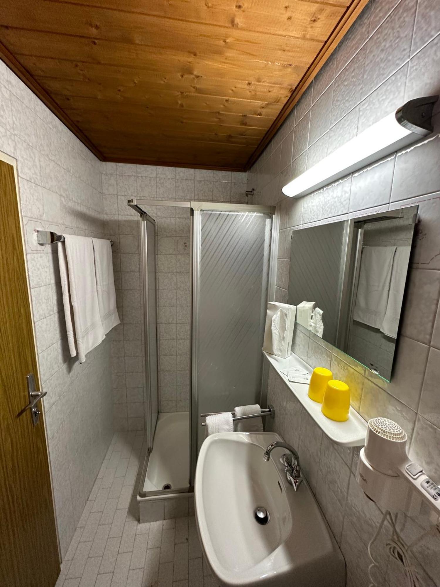 Pension Dorferwirt Bramberg am Wildkogel Room photo